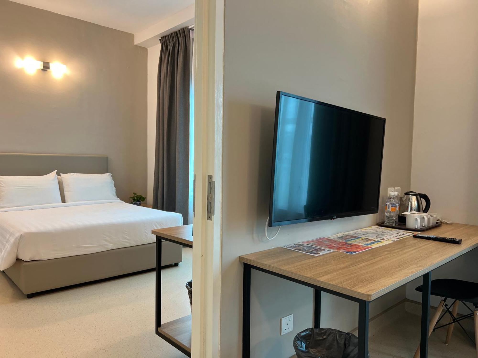 Serapi Verdure Hotel Kuching Bagian luar foto