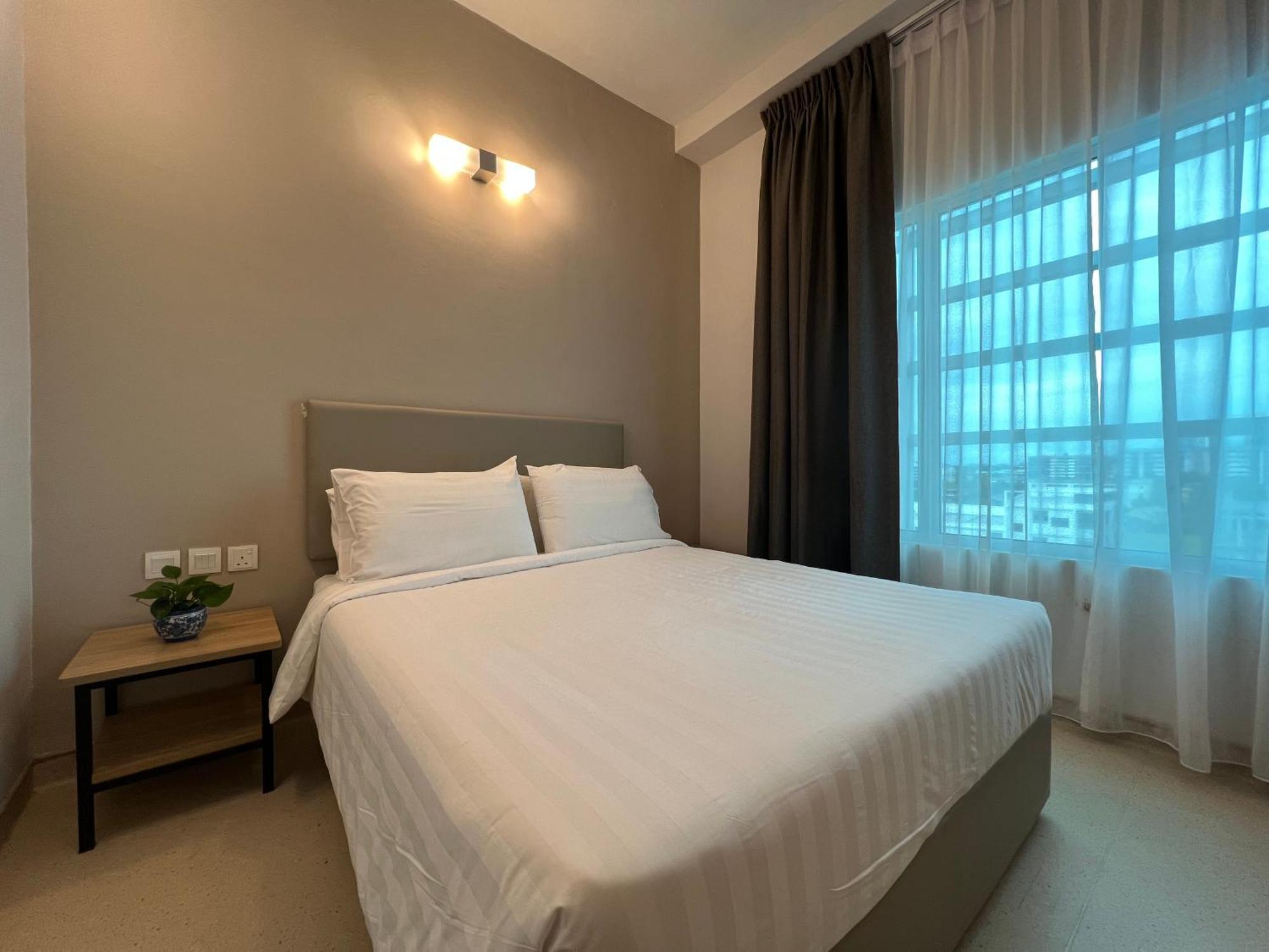 Serapi Verdure Hotel Kuching Bagian luar foto