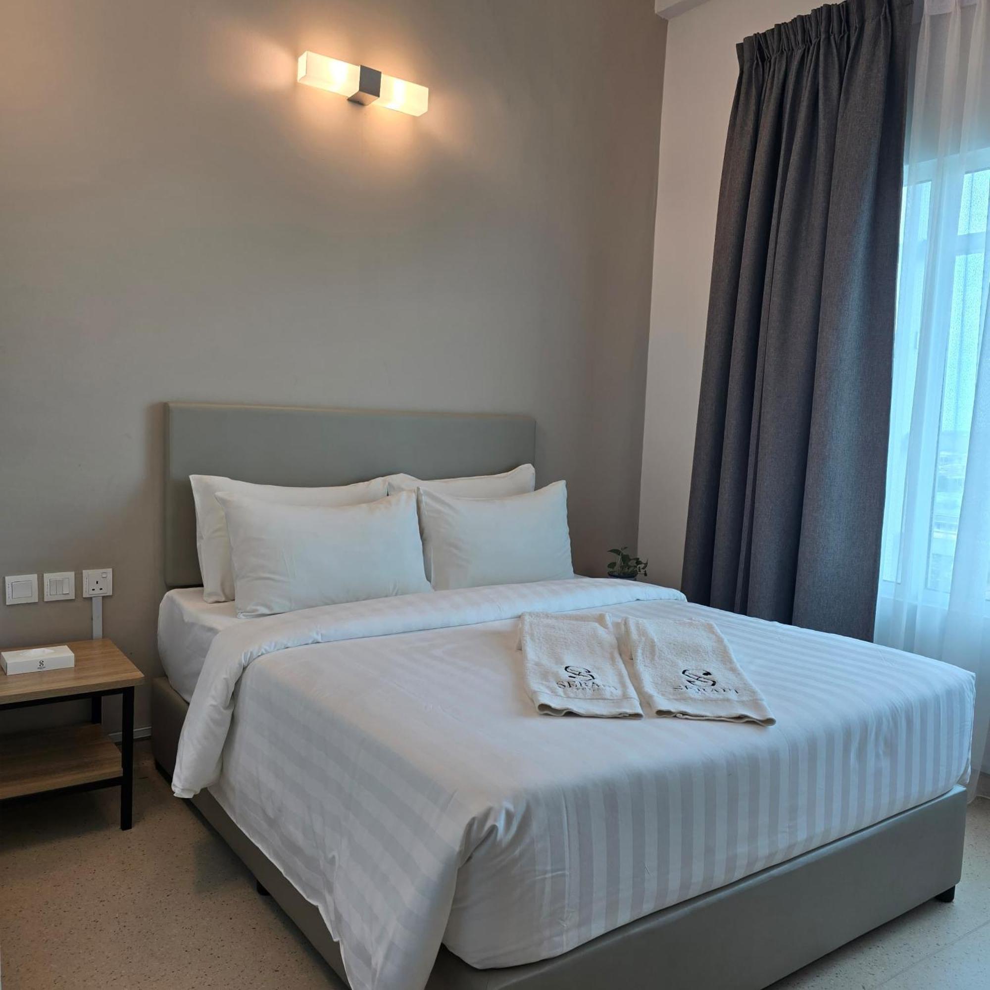 Serapi Verdure Hotel Kuching Bagian luar foto